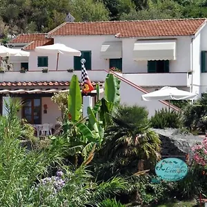 https://villa-dei-limoni.it-tuscanyhotel.com