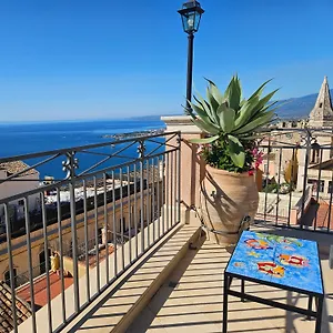 https://casa-turchetti.sicilyhotelsitaly.net